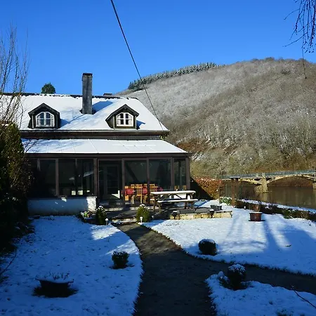 La Semois A Mouzaive Sur Semois 別荘