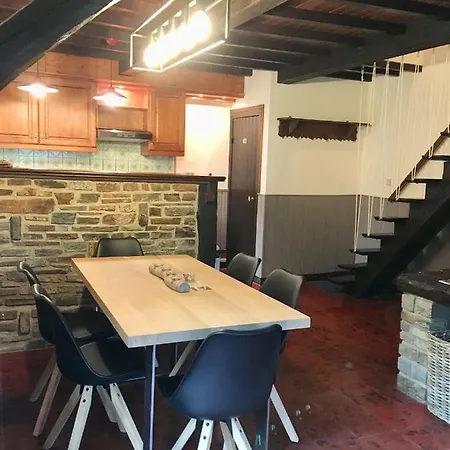 La Semois A Mouzaive Sur Semois ヴレス・シュル・スモワ