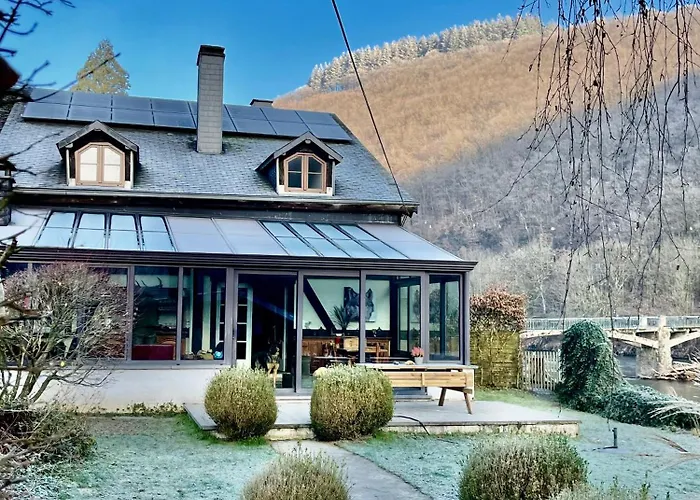 La Semois A Mouzaive Sur Semois Holiday home *